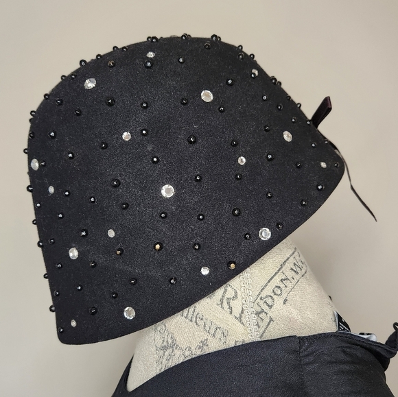 Vintage Bead Rhinestone Cloche Hat - Picture 1 of 11